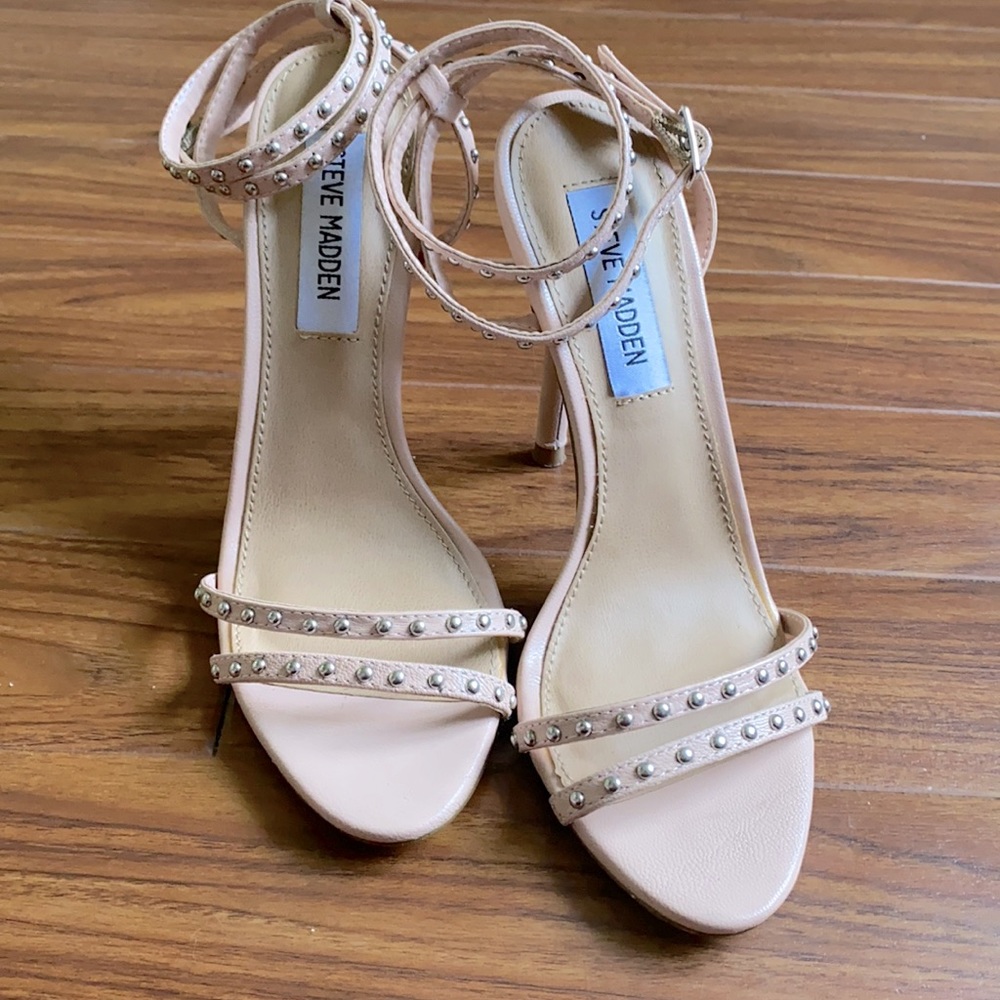 Steve Madden pink studded strappy heels / sandals SIZE 6